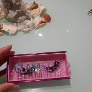 Glamnetic "verified" style eyelashes